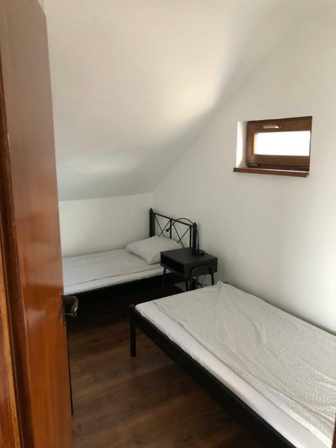 Starlight Apartment Mezőkövesd Exterior foto